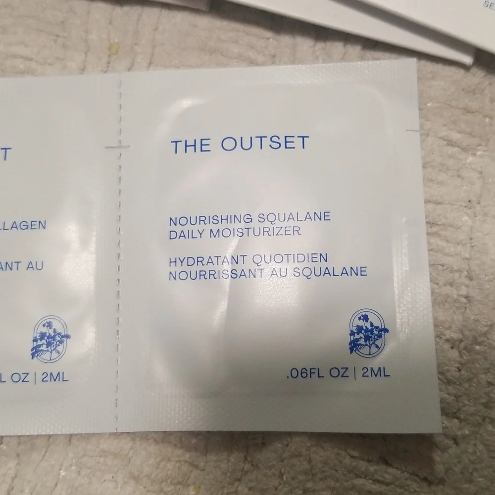 The Outset 3 Pack Travel Packets. 4 Packets As Shown In Pic